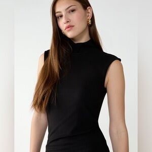 Sanctuary Black Sleeveless Blouse